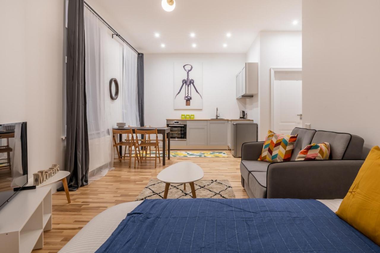 Lacplesa24 - Modern Studios In Riga City Center Zewnętrze zdjęcie