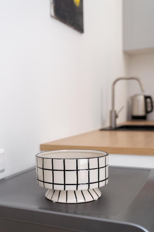 Lacplesa24 - Modern Studios In Riga City Center Zewnętrze zdjęcie